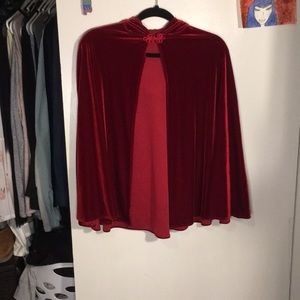 Red Velvet Cape w/ Hood 🍒